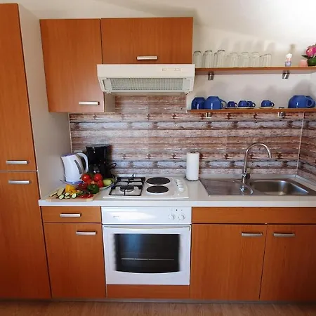 Sime Apartman Sukošan